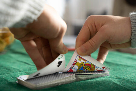 Blackjack vs. Vingt-et-Un: What’s The Difference?