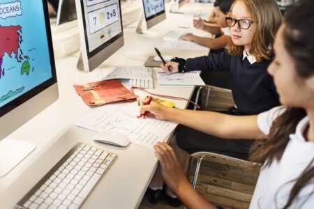 The Influence of New Technologies on Education: Pros and Cons